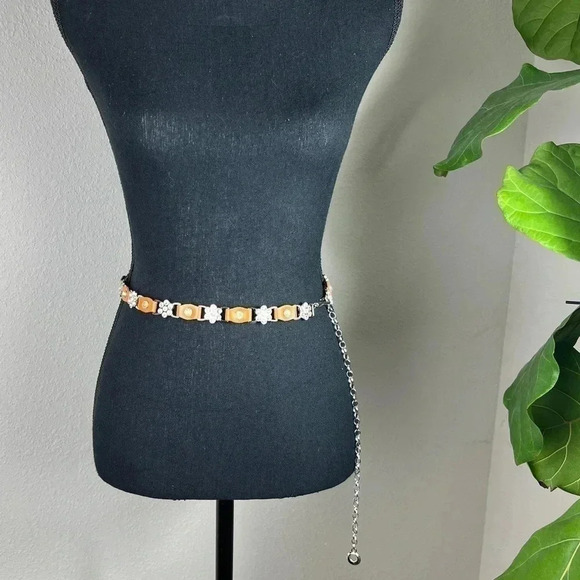 Teen Girl’s Rhinestone Floral Design with Orange Leather Tabs Chainlink Belt - Picture 3 of 12